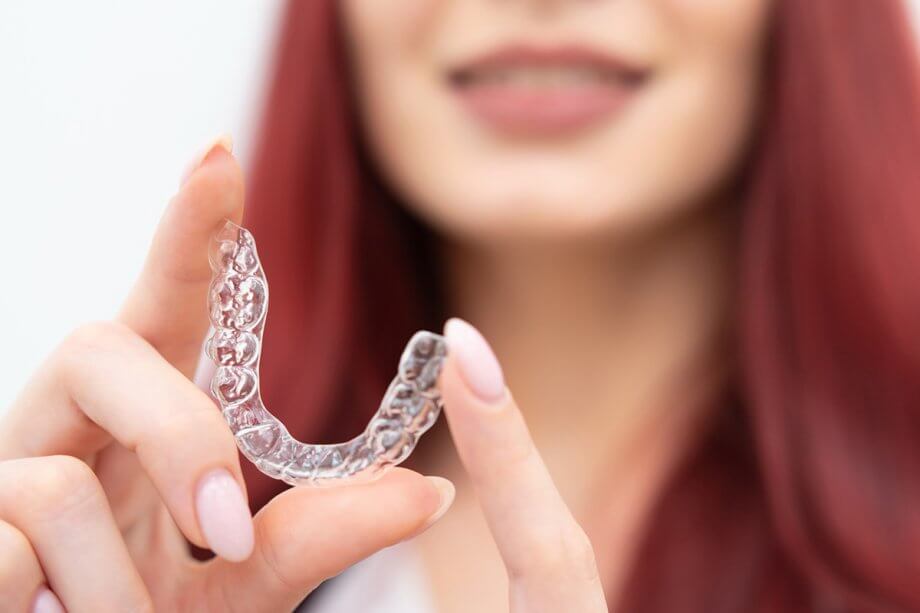 Pros and Cons of Using Invisalign to Straighten Your Teeth